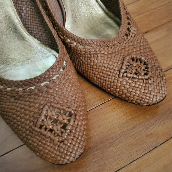 Ralph Lauren Collection Camila Woven 3" Pump, 10B - Picture 4 of 11